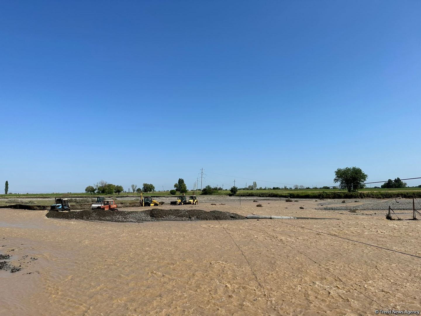 Уровень воды в реках Хачинчай и Гаргарчай повысился, Хачинчайское водохранилище заполнено