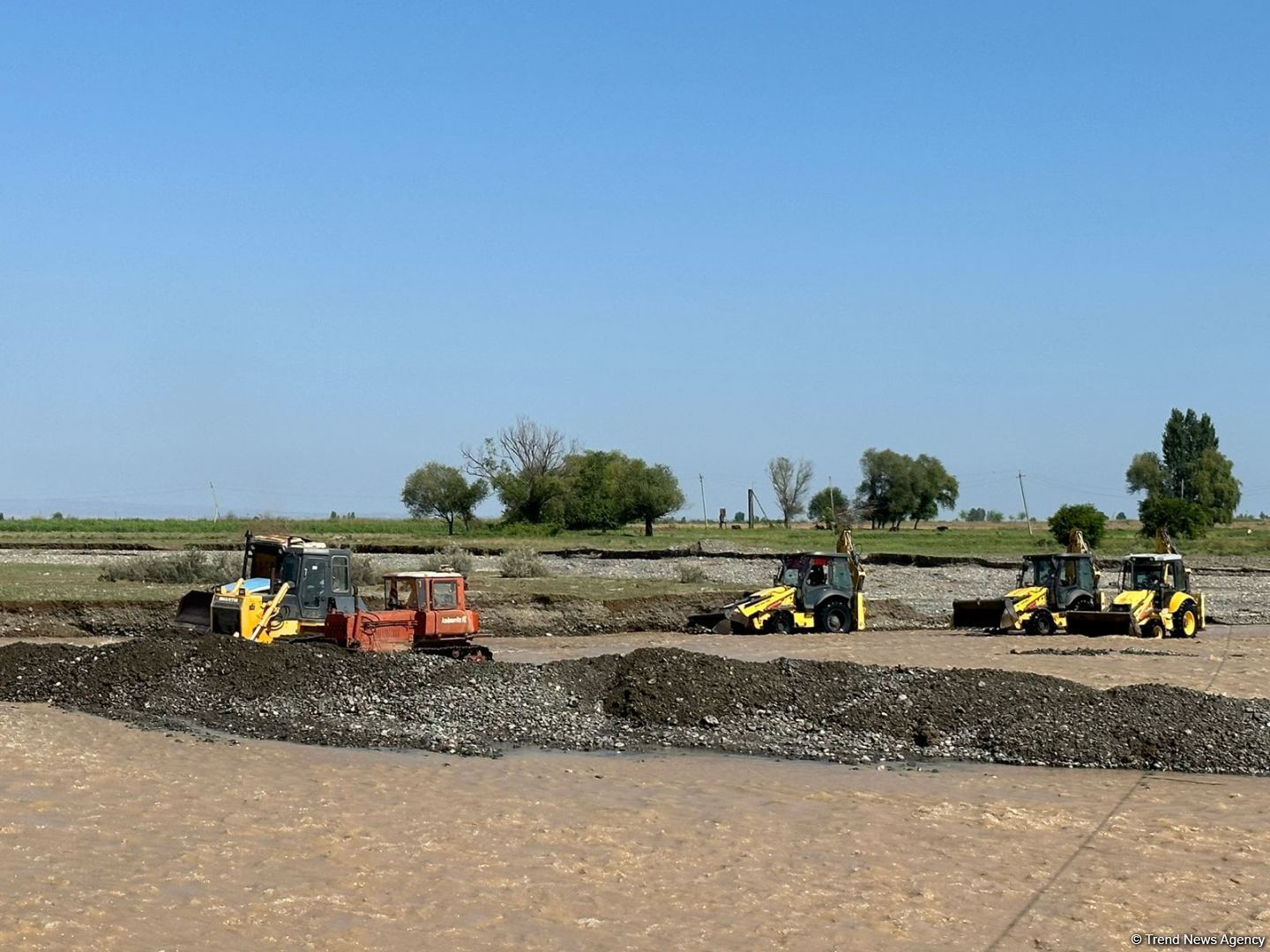 Уровень воды в реках Хачинчай и Гаргарчай повысился, Хачинчайское водохранилище заполнено