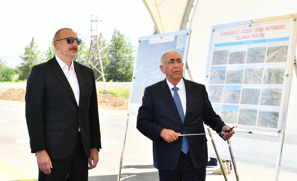 President Ilham Aliyev examines construction progress of 27km-long section of Ahmadbeyli-Fuzuli-Shusha highway (PHOTO/VIDEO)