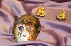 Потрясающие сундуки, ларцы, шкатулки и ювелирные жемчужины, созданные семьей Сардарлы – выставка в Баку (ФОТО)