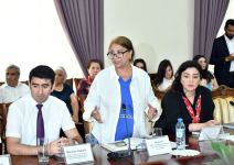 В Национальной библиотеке Азербайджана открылся уголок "Литература и искусство Узбекистана" (ФОТО)