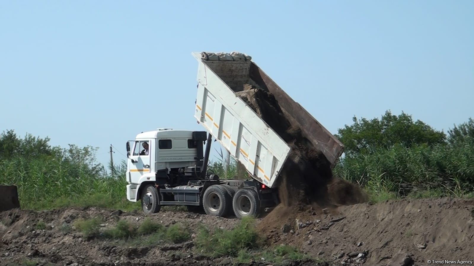 Стал известен предварительный ущерб от обрушения части плотины в Барде - Репортаж
