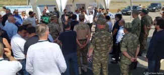 Members of diplomatic corps get acquainted with bridge construction over Khachin River in Azerbaijan's Aghdam (PHOTO)