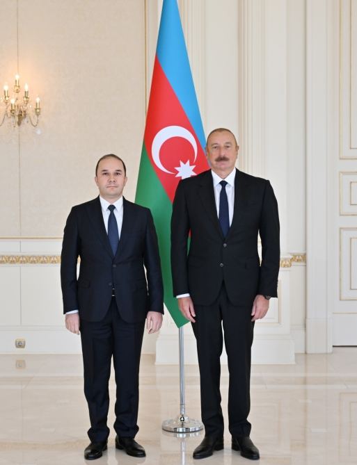 President Ilham Aliyev receives credentials of incoming ambassador of Tajikistan to Azerbaijan (PHOTO/VIDEO)