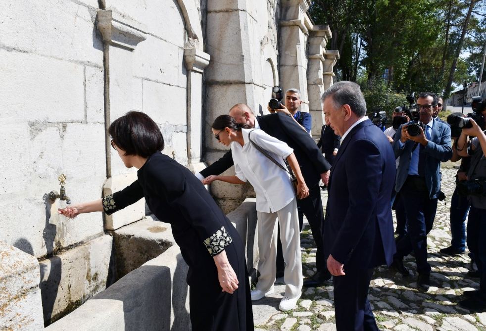 Presidents of Azerbaijan, Uzbekistan, First Ladies visit Shusha city (PHOTO)