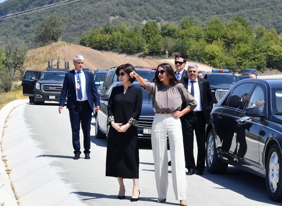 Presidents of Azerbaijan, Uzbekistan, First Ladies visit Shusha city (PHOTO)