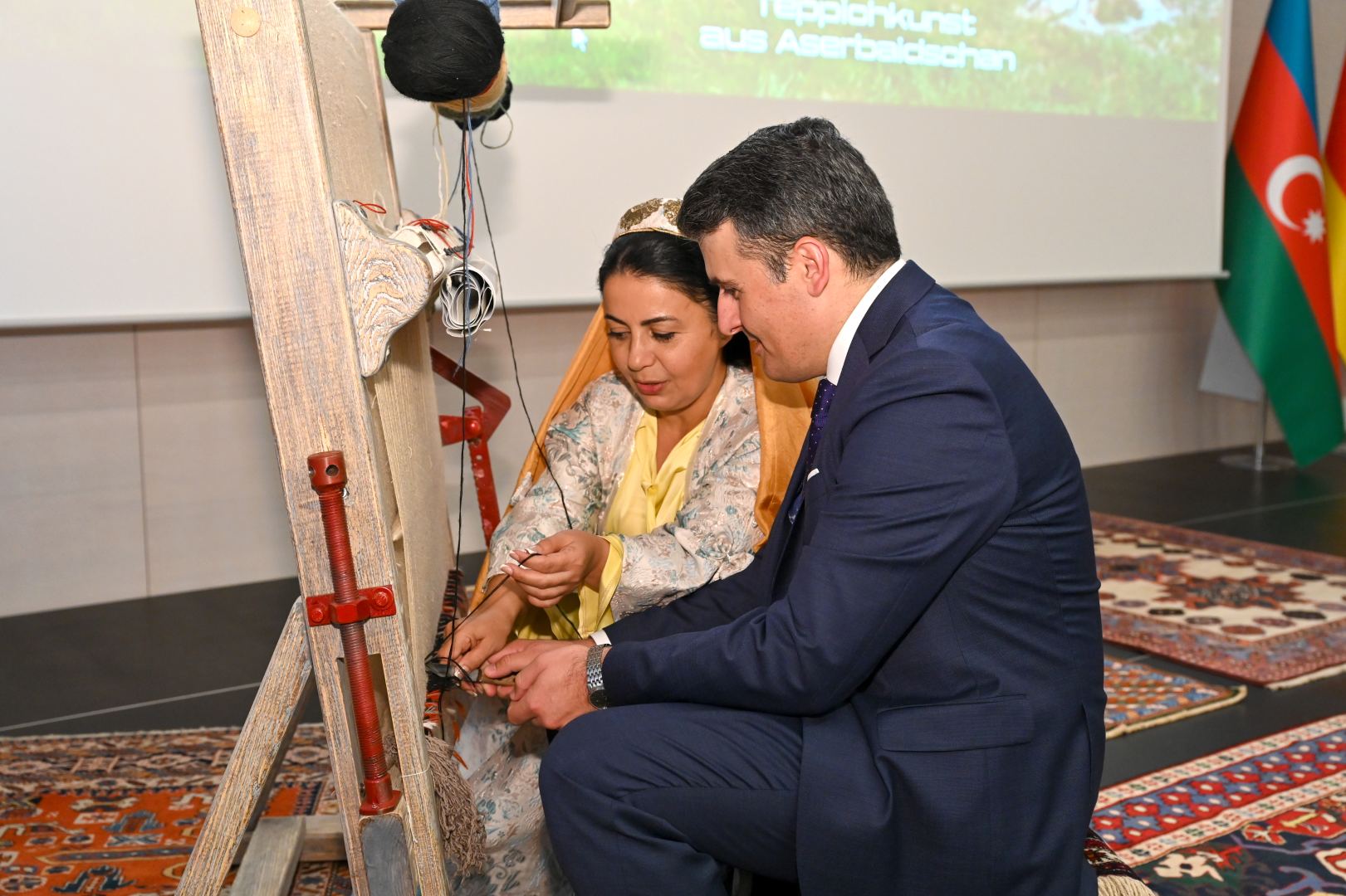 Ковры "Азерхалча" покоряют Германию – древнее искусство с современным изыском  (ФОТО/ВИДЕО)