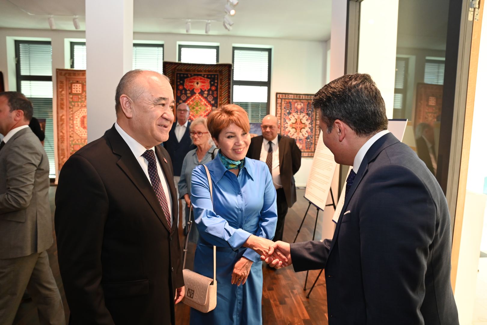 Ковры "Азерхалча" покоряют Германию – древнее искусство с современным изыском  (ФОТО/ВИДЕО)