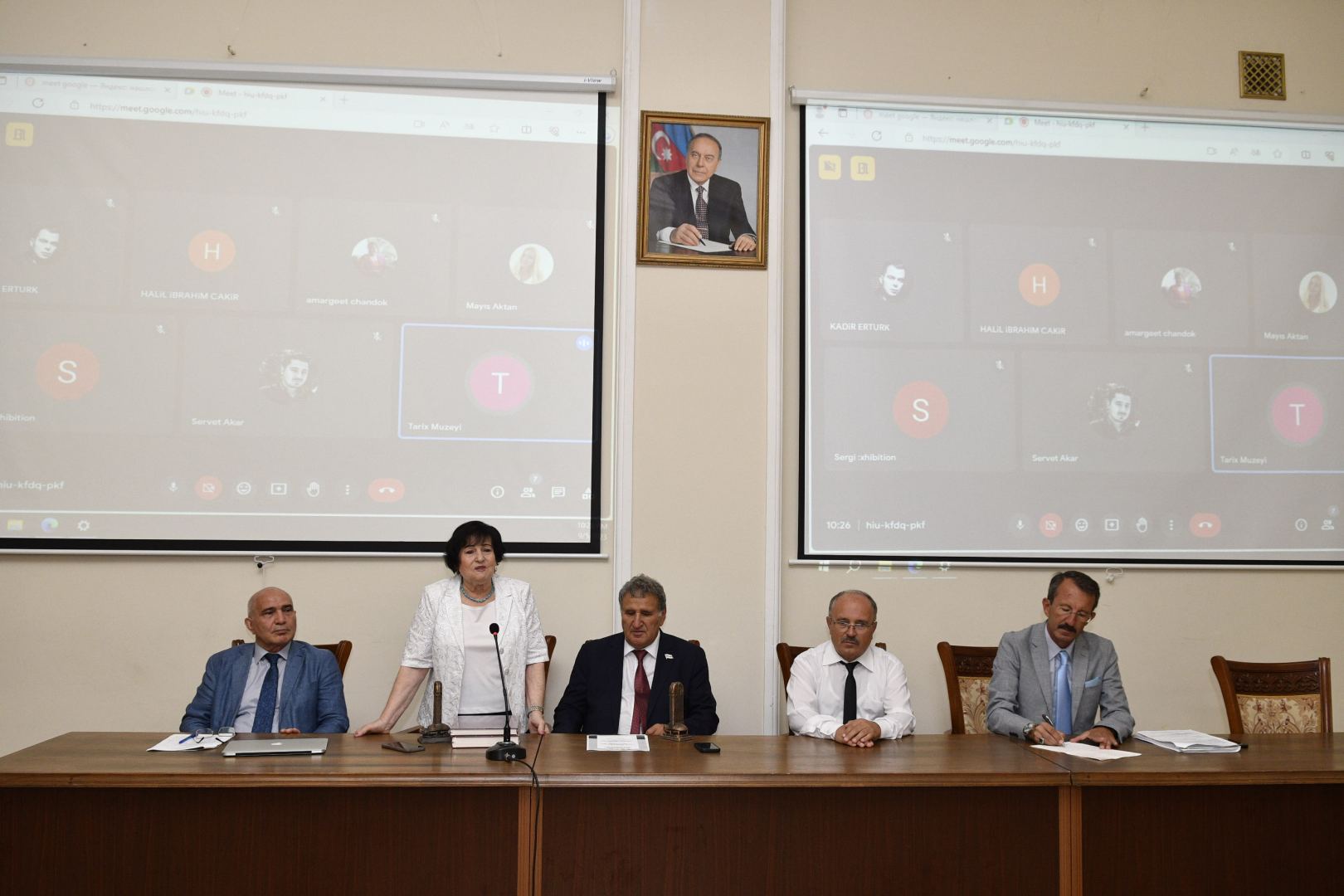 В Баку прошла международная конференция, посвященная академику Наиле Велиханлы (ФОТО)