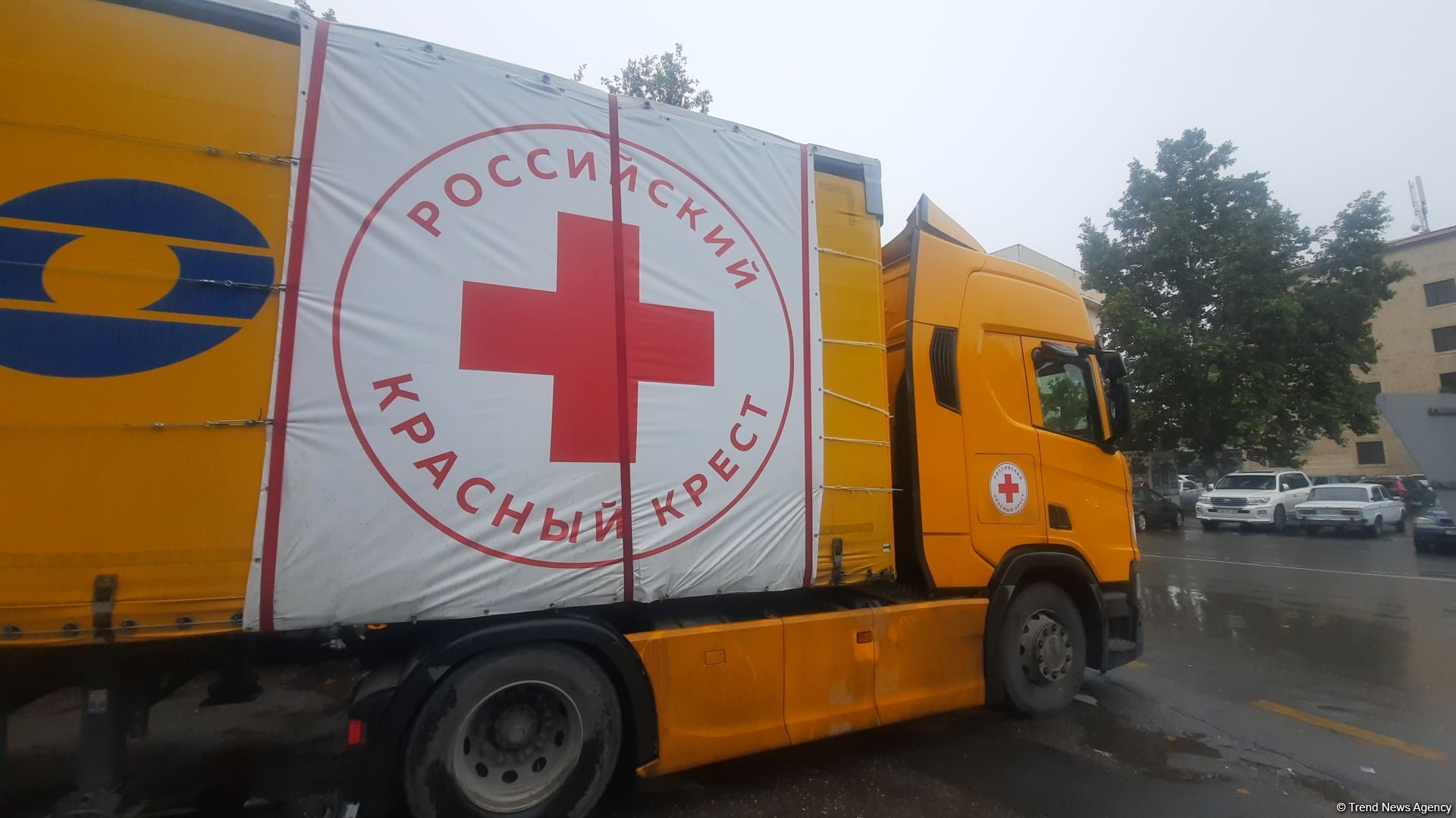 Food cargo from Russian Red Cross Society lingers for entry to Azerbaijan's Khankendi