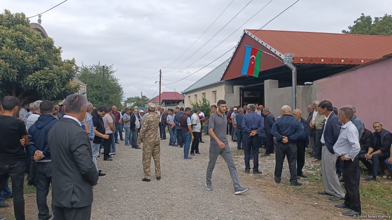 В Агстафе прощаются с шехидом, чьи останки были найдены в массовом захоронении в Физули (ФОТО)