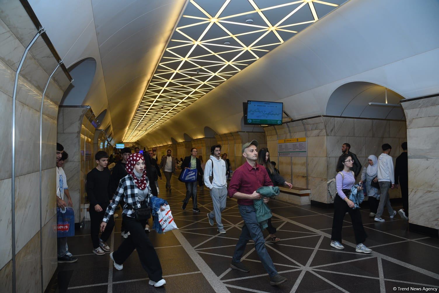 Бакинское метро готовится к новому сезону (ФОТО)