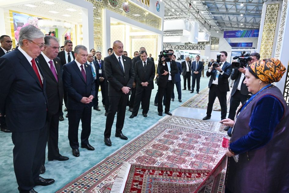 Президент Ильхам Алиев ознакомился с выставкой "ЭКСПО Центральная Азия 2023" в Душанбе (ФОТО/ВИДЕО)