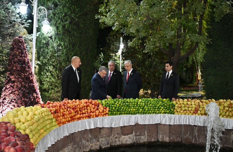 President Ilham Aliyev participates in official reception in honor of heads of state in Dushanbe (PHOTO/VIDEO)