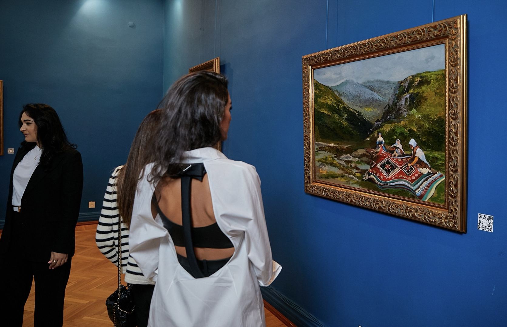 В Баку открылась мультисенсорная выставка Джамили Гаджиевой "Septem" (ФОТО)