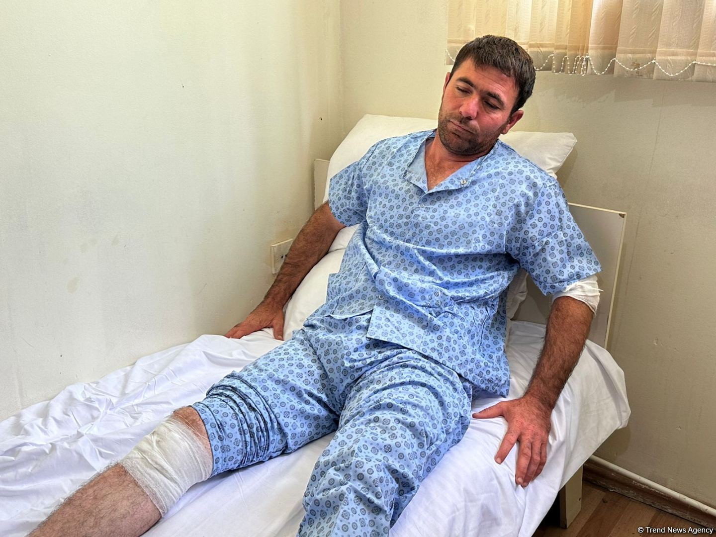 Azerbaijani civilian injured during Armenian terrorist attack, being treated in hospital (PHOTO)
