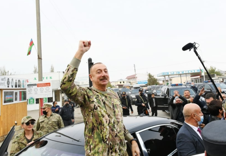 Азербайджанский народ еще больше сплотился вокруг своего государства и армии - очередная историческая победа и посты радости (ФОТО)