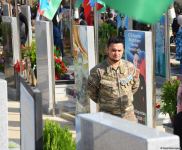 Азербайджанский народ чтит память шехидов Отечественной войны (ФОТО)