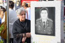 Азербайджанский народ чтит память шехидов Отечественной войны (ФОТО)