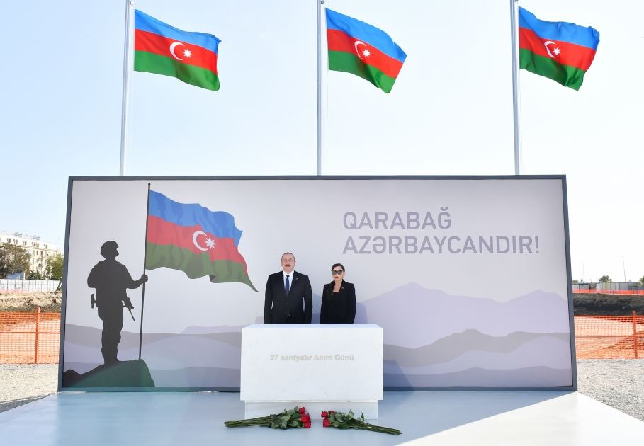 Президент Ильхам Алиев и Первая леди Мехрибан Алиева посетили в Баку строящийся Парк Победы (ФОТО/ВИДЕО)