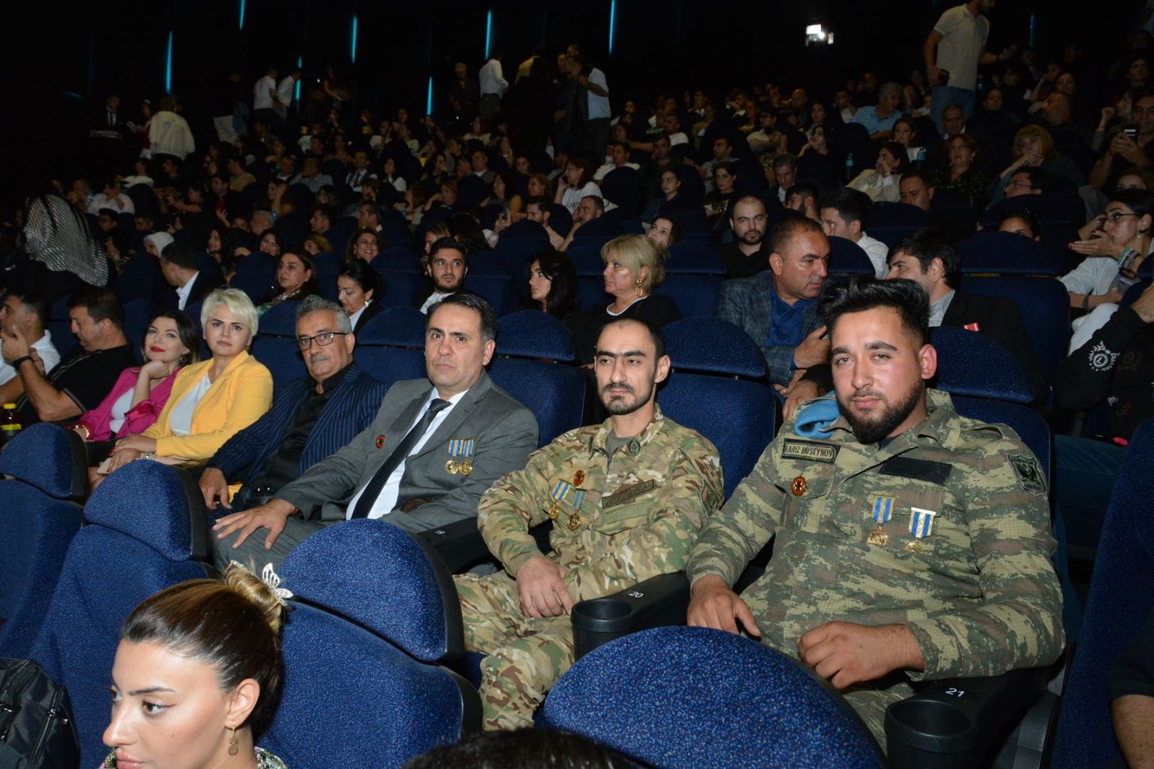 Аншлаг на показе фильма "Həyat, deyəsən, gözəldir" в CinemaPlus (ФОТО/ВИДЕО)