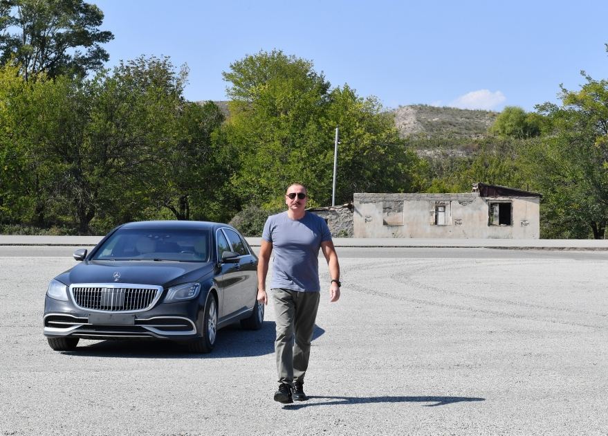 Президент Ильхам Алиев заложил фундамент села Алыбейли Зангиланского района (ВИДЕО/ФОТО)