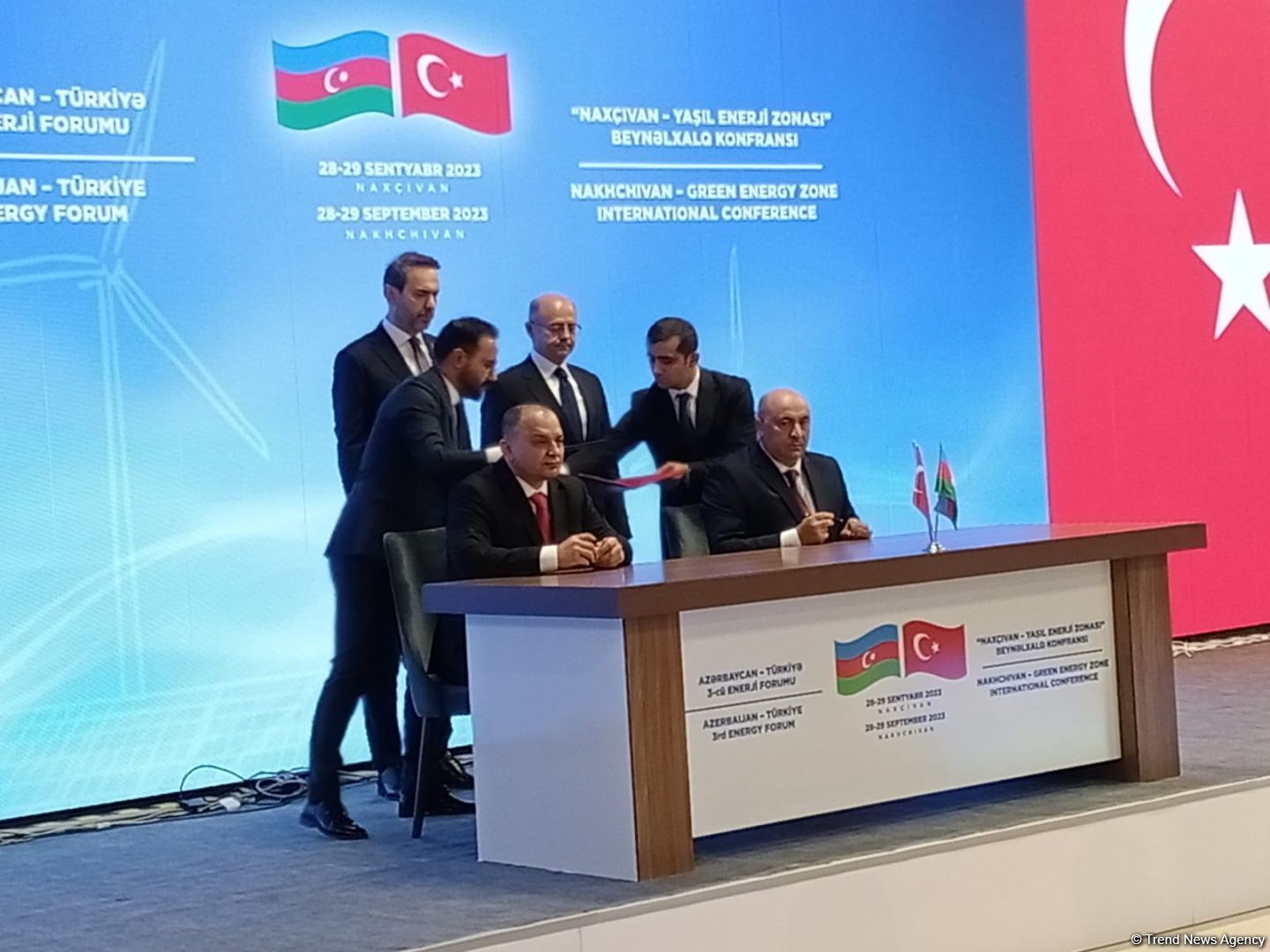 "TEIAŞ" и Азерэнержи подписали дорожную карту на 2023-2025 гг.
