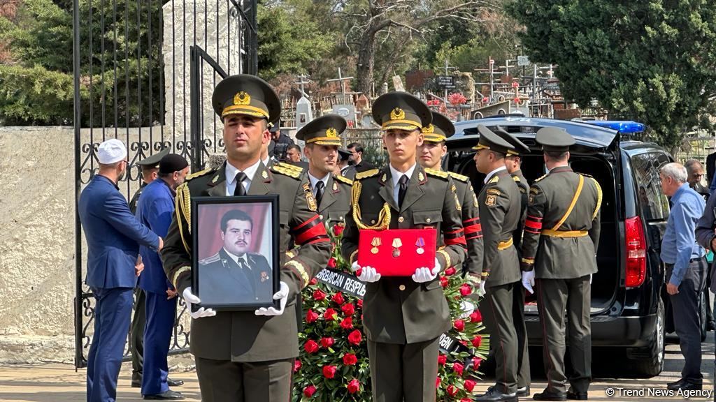 Национальный герой Азербайджана Риад Ахмедов похоронен на Второй Аллее почетного захоронения в Баку (ФОТО)