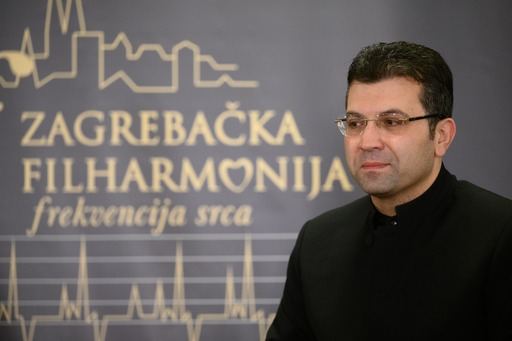 Эйюб Гулиев стал первым азербайджанским дирижером, управлявшим Загребским оркестром - концерт в Хорватии (ФОТО)