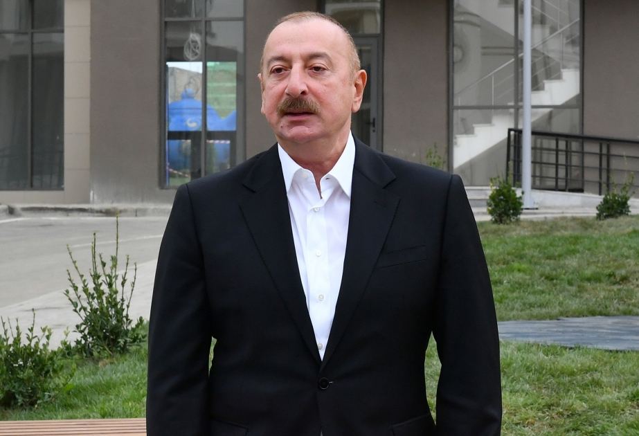 Президент Ильхам Алиев: Каким бы сильным ни было государство, Победу завоевывают солдаты, офицеры