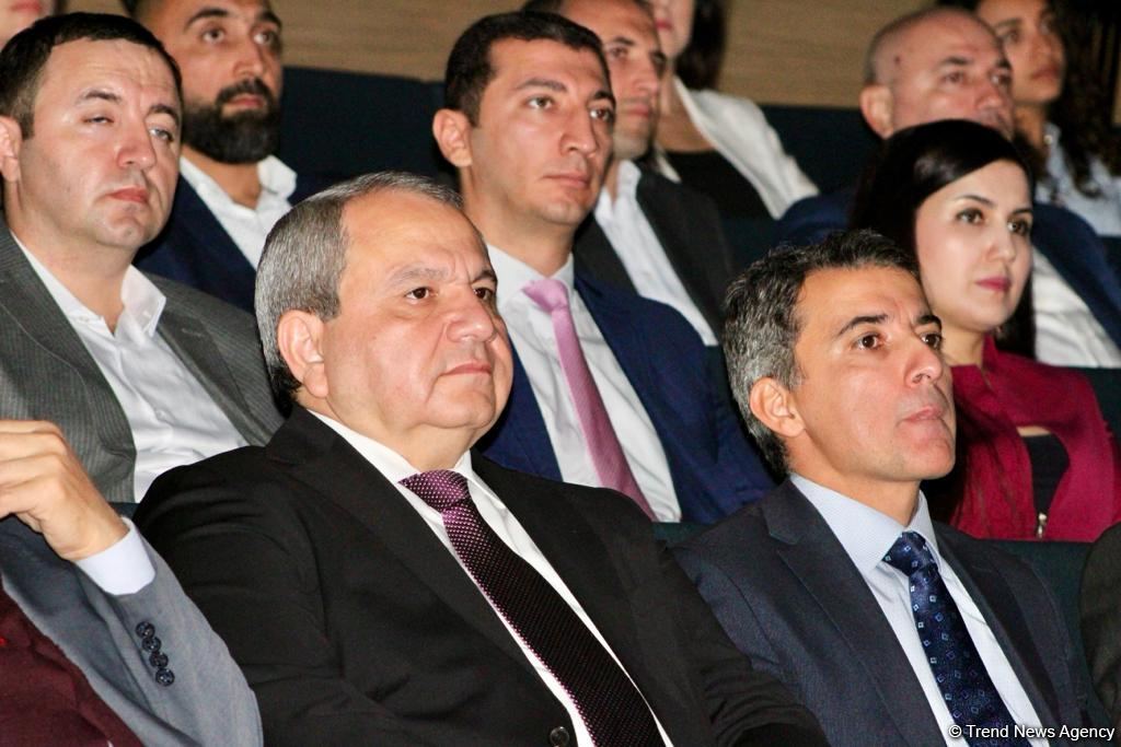 В Центре Гейдара Алиева проходит мероприятие "Гейдар Алиев и Президентские стипендиаты: стратегия, направленная на будущее" (ФОТО)
