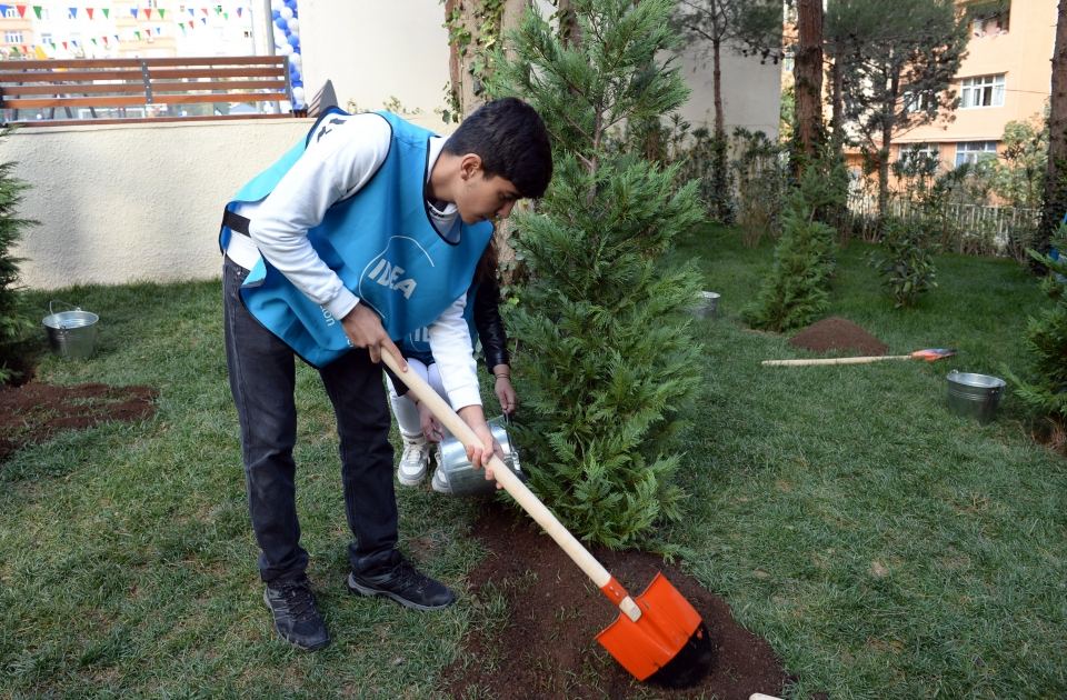 VP of Heydar Aliyev Foundation Leyla Aliyeva attends inauguration of another yard redeveloped under “Bizim həyət” project (PHOTO)