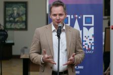 Не могу долго жить без Баку и бакинцев. Опять приехал к вам (ФОТО)