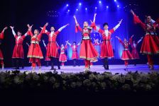 В ТЮЗ-е прошел вечер "El bilir ki, sən mənimsən", посвященный 100-летию великого лидера Гейдара Алиева (ФОТО)