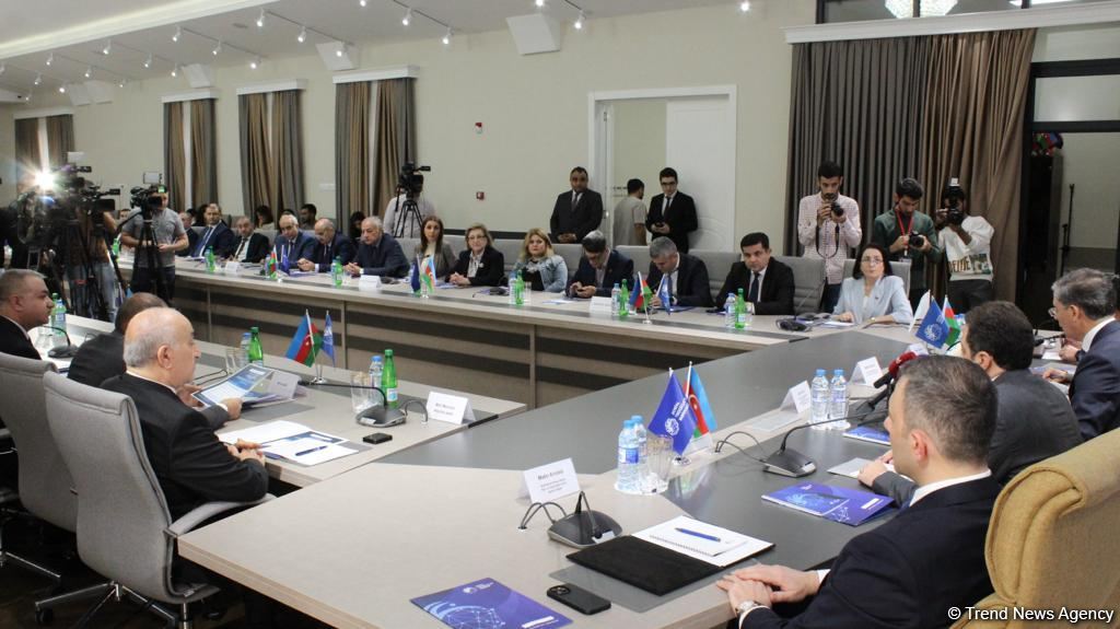 В Баку прошла презентация отчета о преступлениях на почве ненависти в отношении азербайджанцев (ФОТО)
