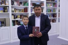 В Баку состоялась презентация книги Насихи Кенжиной "Ербол - шехид Карабаха" о герое из Казахстана  (ФОТО)