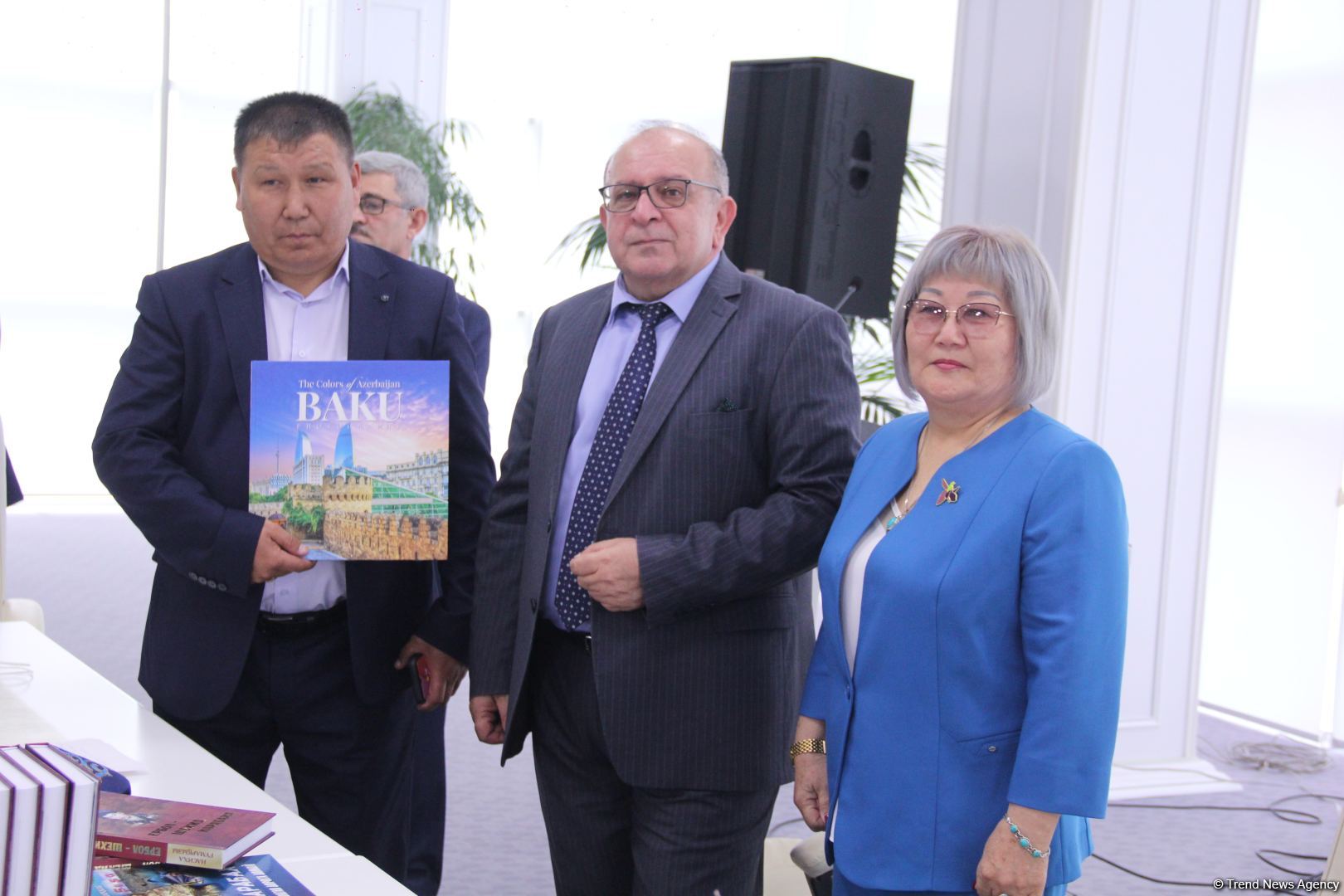 В Баку состоялась презентация книги Насихи Кенжиной "Ербол - шехид Карабаха" о герое из Казахстана  (ФОТО)