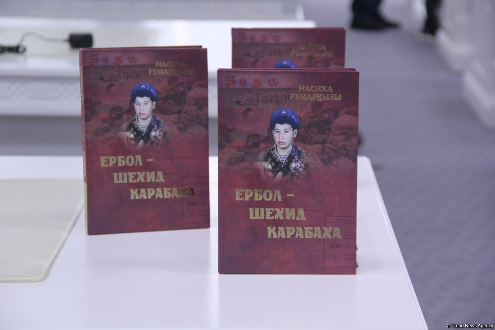 В Баку состоялась презентация книги Насихи Кенжиной "Ербол - шехид Карабаха" о герое из Казахстана  (ФОТО)