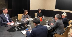 Гюнай Эфендиева награждена Почетной грамотой президента Кыргызстана (ФОТО)