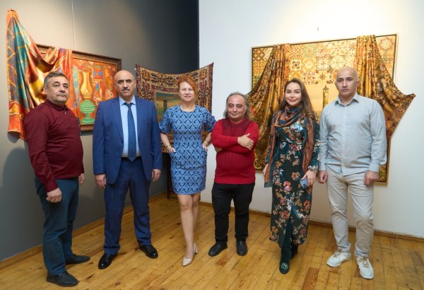 Какая красота! Произведения азербайджанских художников перенесены на шелк (ФОТО)
