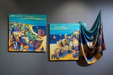 Какая красота! Произведения азербайджанских художников перенесены на шелк (ФОТО)