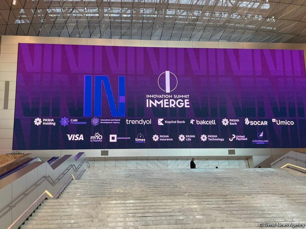 В Баку проходит второй день саммита "InMerge Innovation"