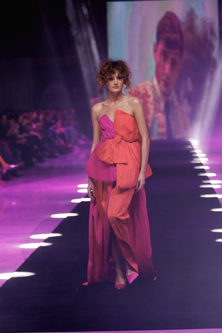 Baku Fashion Week 2023 – от огненного танца и роскошных тканей до национальных мотивов (ФОТО)