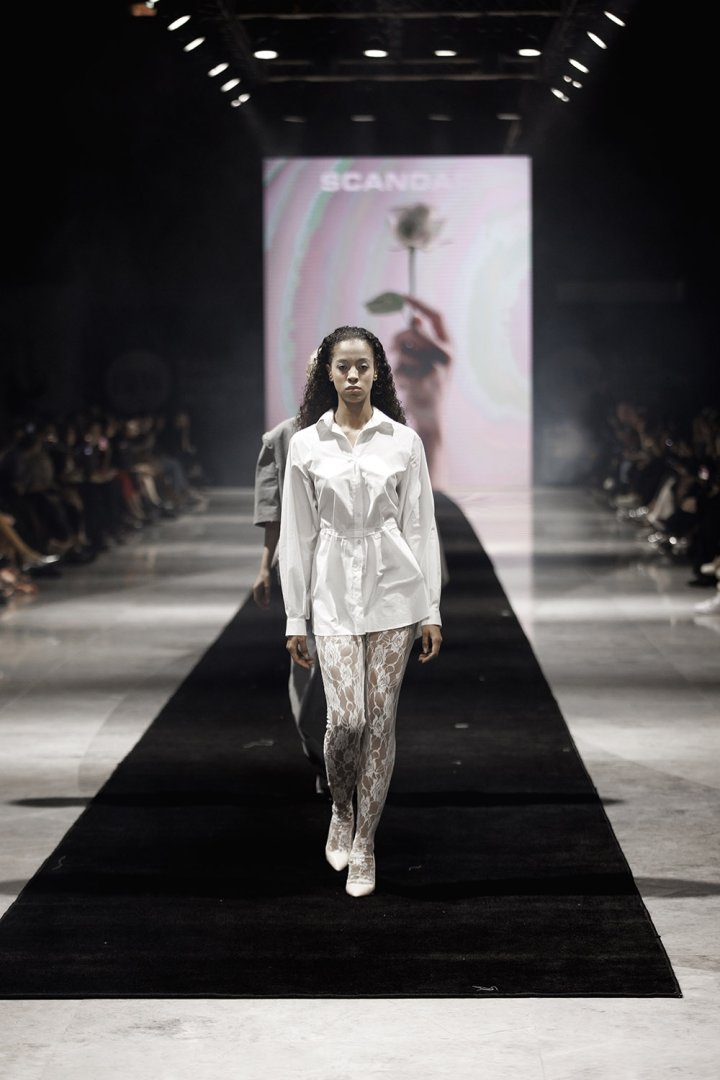 Baku Fashion Week 2023 – от огненного танца и роскошных тканей до национальных мотивов (ФОТО)
