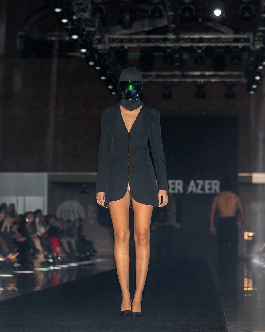 Baku Fashion Week 2023 – от огненного танца и роскошных тканей до национальных мотивов (ФОТО)