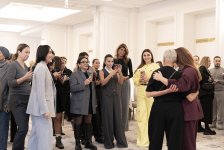 Baku Fashion Week 2023 – от огненного танца и роскошных тканей до национальных мотивов (ФОТО)