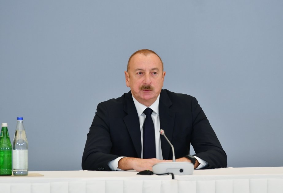 Президент Ильхам Алиев: Армения выражает готовность принять пять известных принципов