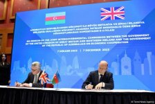 Азербайджан и Великобритания подписали протокол заседания Совместной комиссии по экономическому сотрудничеству (ФОТО)