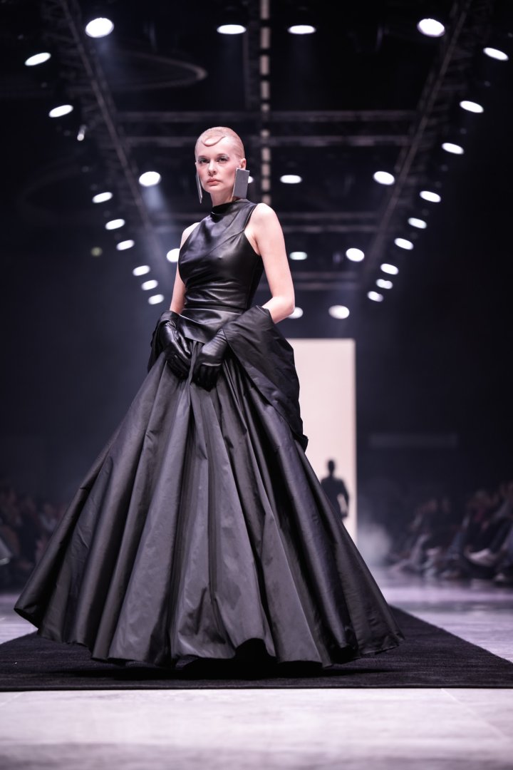 Baku Fashion Week 2023 – от элегантности и модернизма до петроглифов Гобустана (ФОТО)