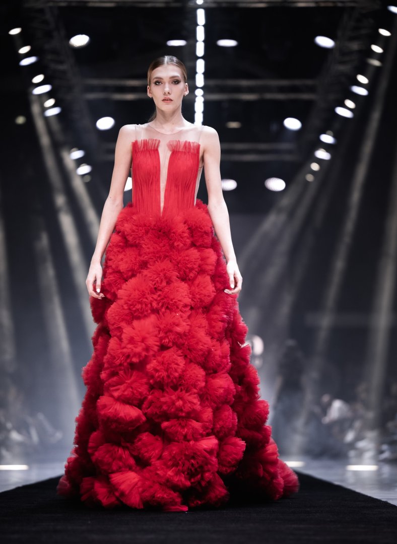 Baku Fashion Week 2023 – от элегантности и модернизма до петроглифов Гобустана (ФОТО)